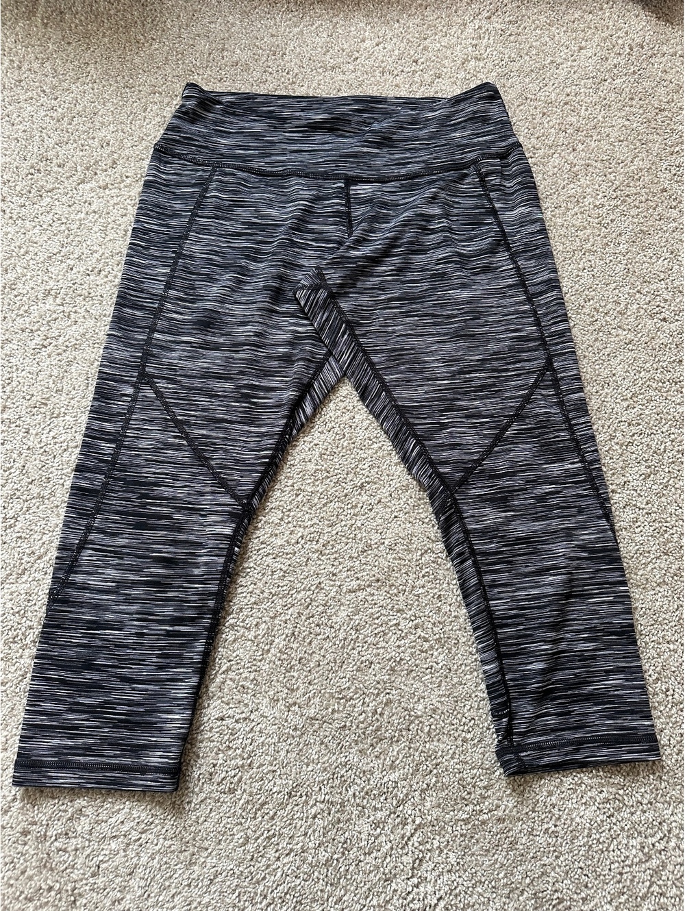 Black gray space dye cropped leggings